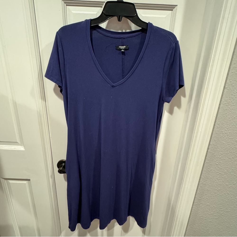 Premise Navy Blue V-Neck T-Shirt Dress with‎ Pockets – Size M